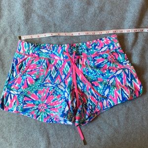 Lily Pulitzer short